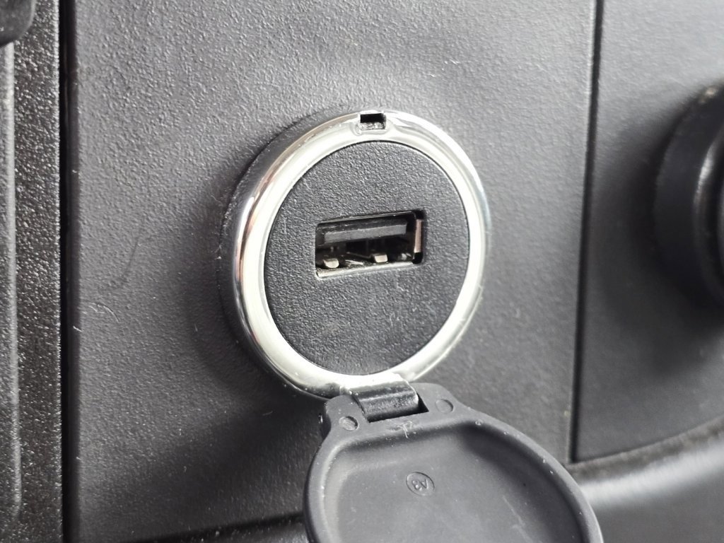 Certified 2023 Chevrolet Express 3500 LS image 5