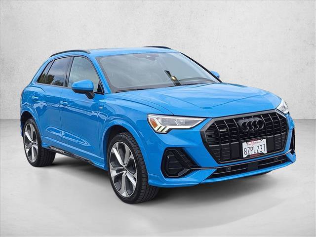 Used 2022 Audi Q3 2.0T Premium Plus w/ Premium Plus Package AWD/4WD image 3