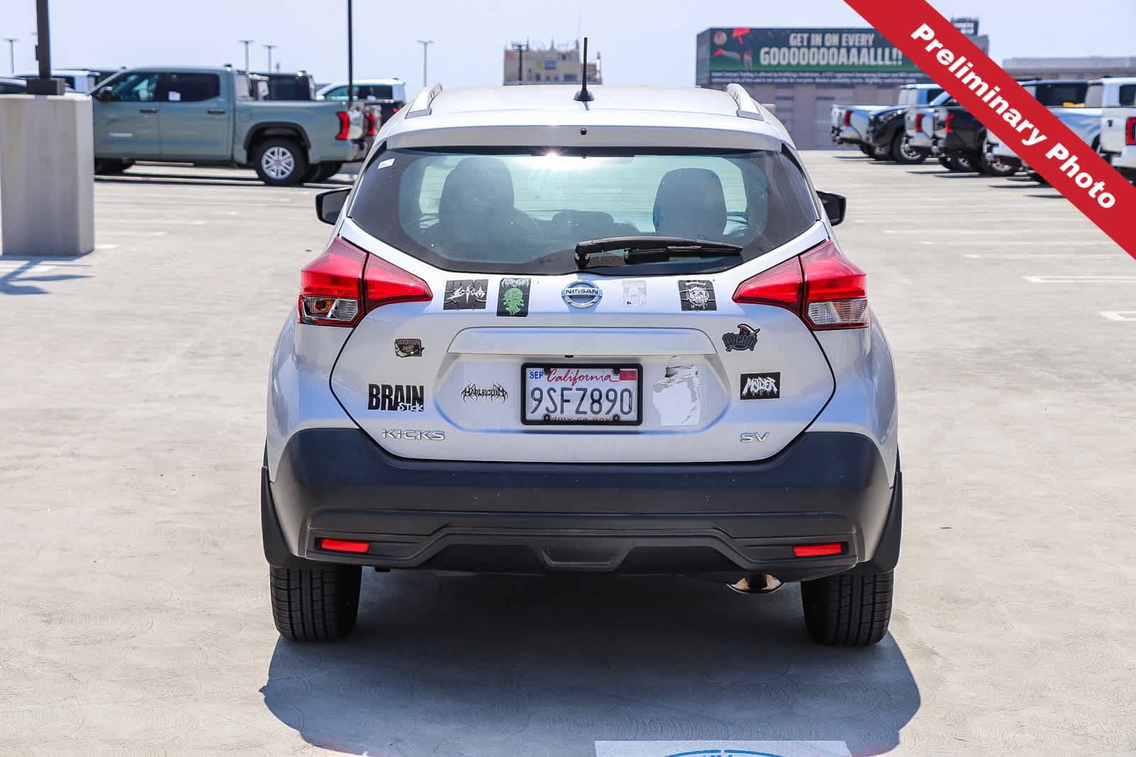 Used 2019 Nissan Kicks SV FWD image 7