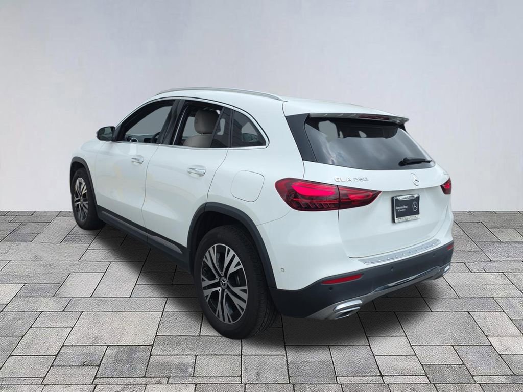 Certified 2025 Mercedes-Benz GLA 250 4MATIC image 5