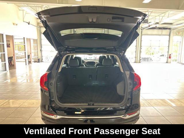 Used 2024 GMC Terrain Denali w/ Denali Premium Package AWD/4WD image 29