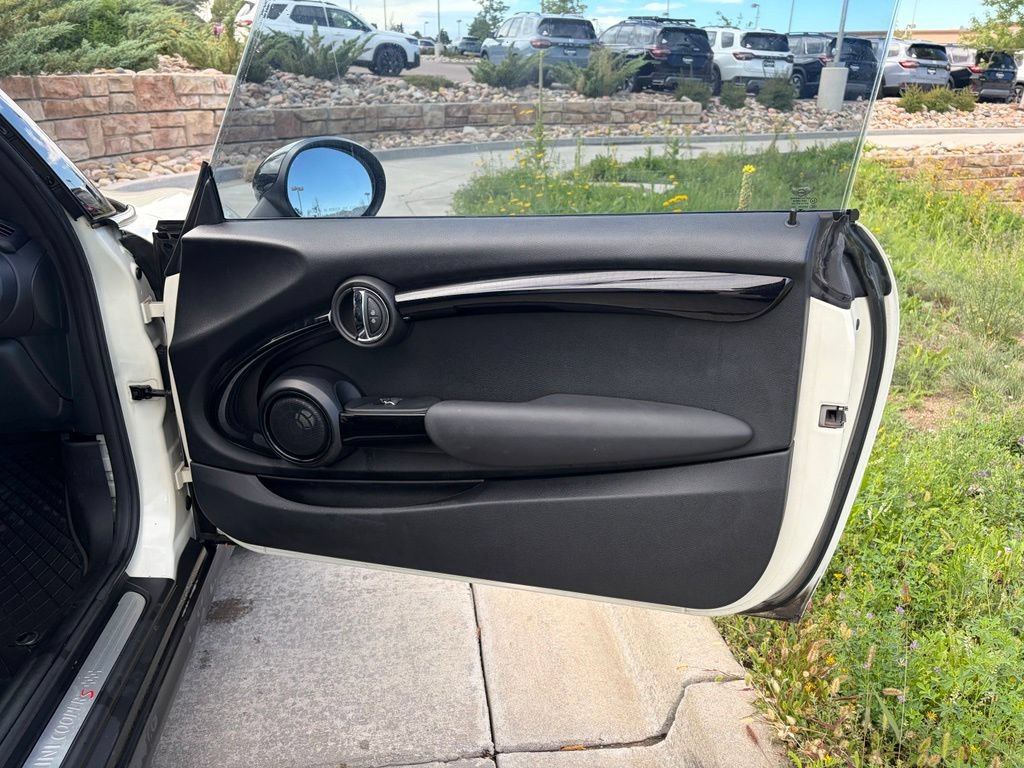 Used 2017 MINI Cooper S FWD image 16