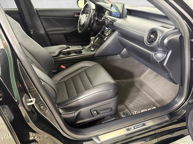 Used 2024 Lexus IS 300 F Sport RWD image 14