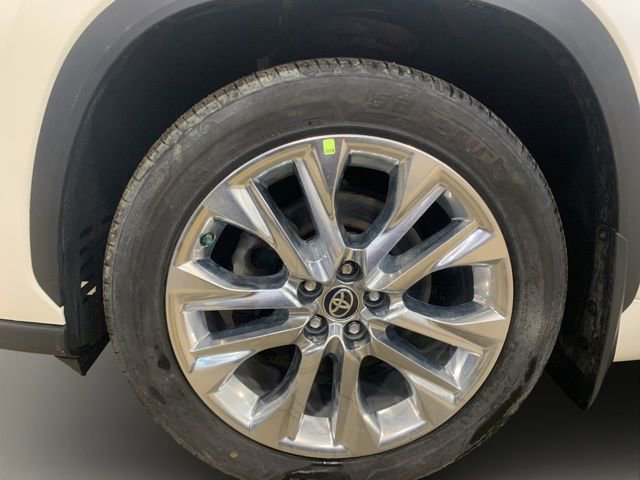 Used 2020 Toyota Highlander Limited image 27
