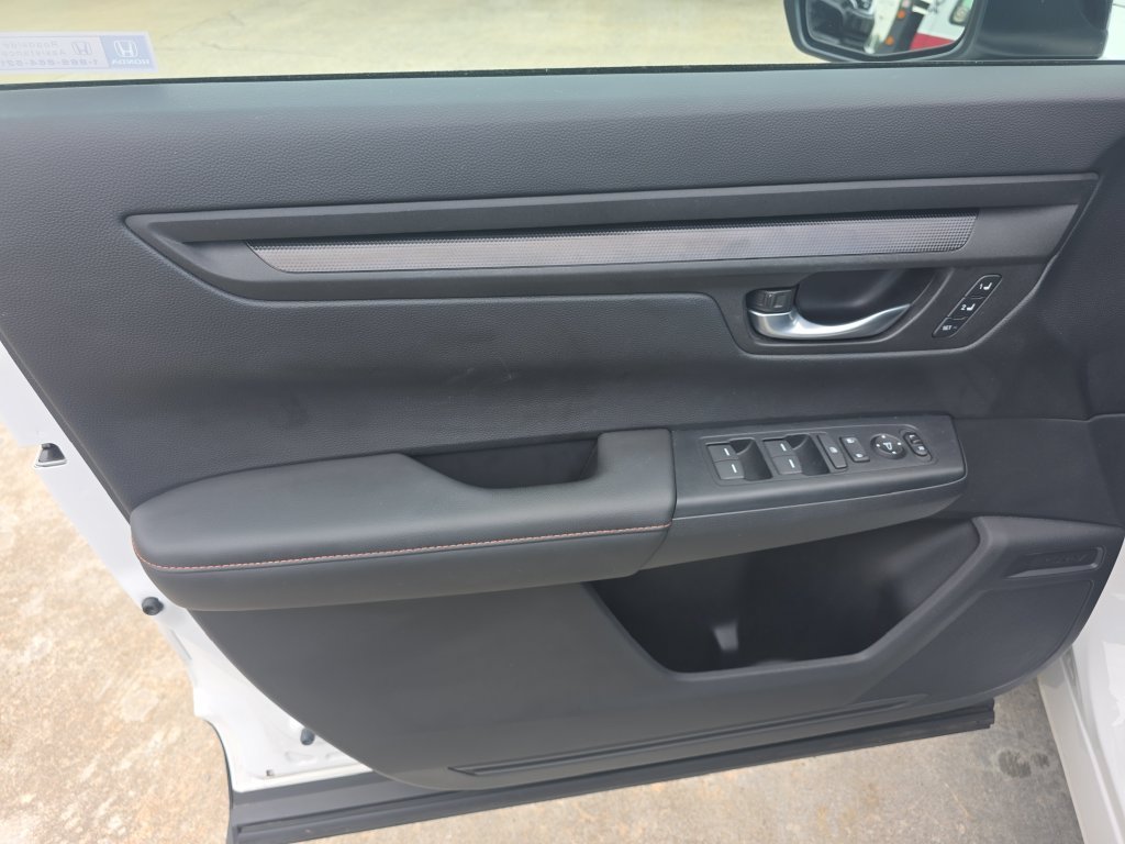 Used 2025 Honda CR-V Sport-L image 10