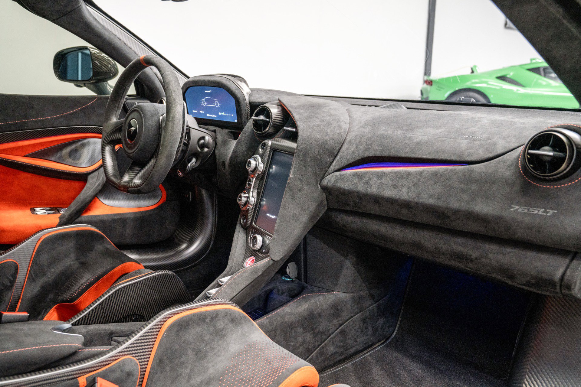 Used 2021 McLaren 765LT image 13