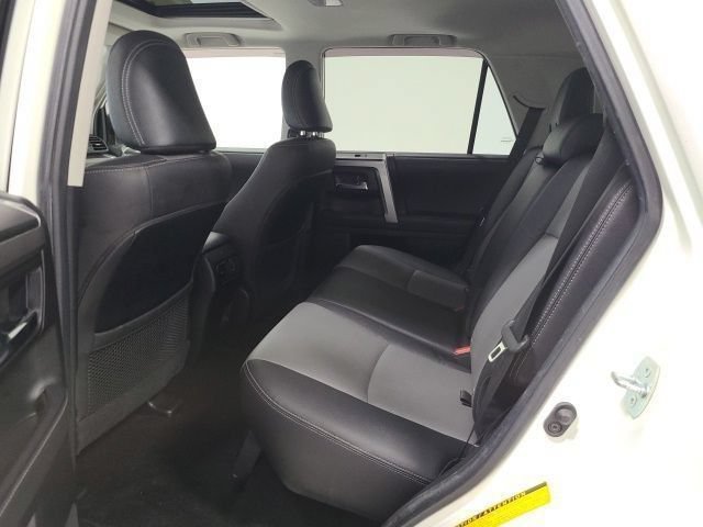 Certified 2020 Toyota 4Runner SR5 Premium w/ Moonroof Package AWD/4WD image 21