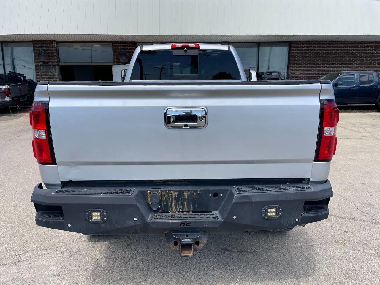 Used 2019 GMC Sierra 3500 Denali w/ Duramax Plus Package image 4