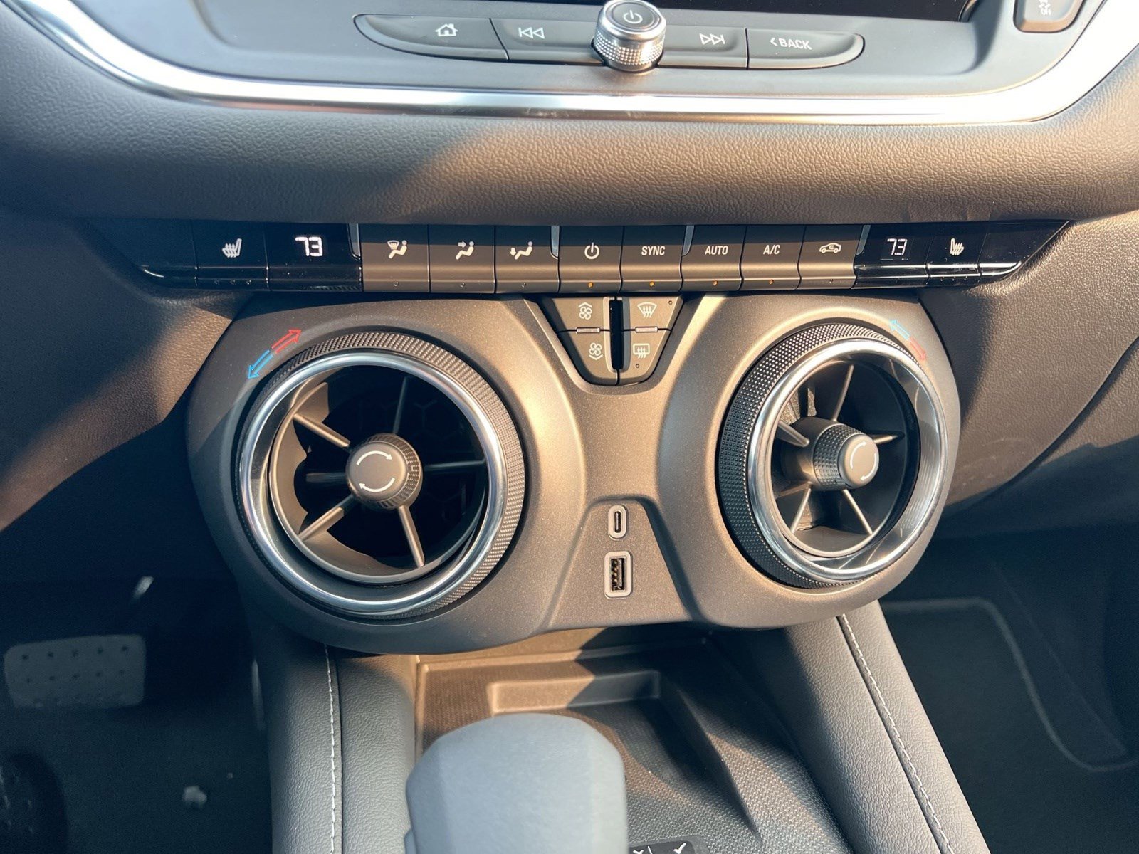 New 2025 Chevrolet Blazer LT w/ Convenience Package image 17