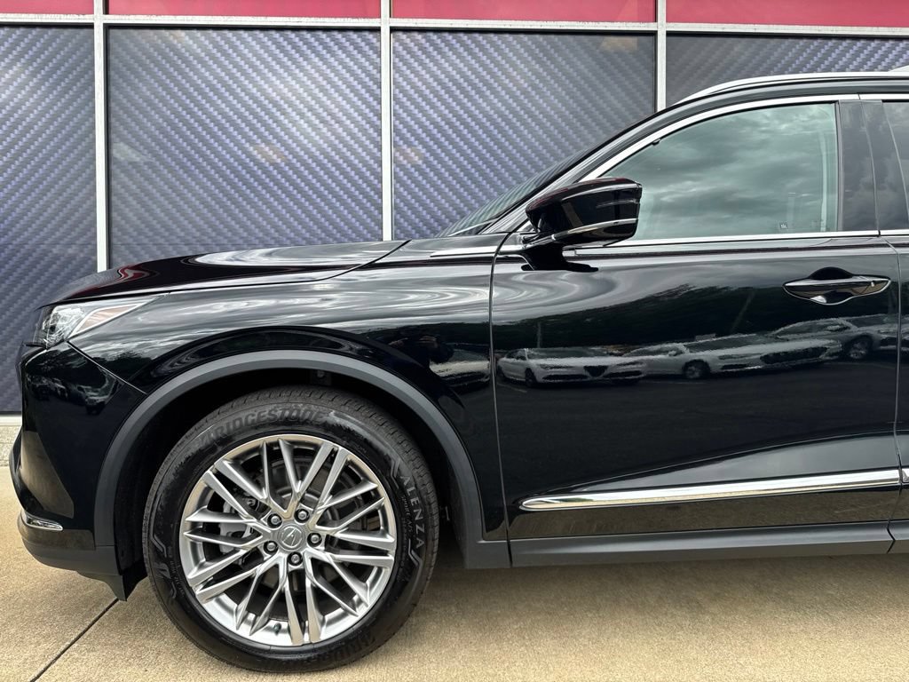 Used 2023 Acura MDX SH-AWD w/ Advance Package image 16