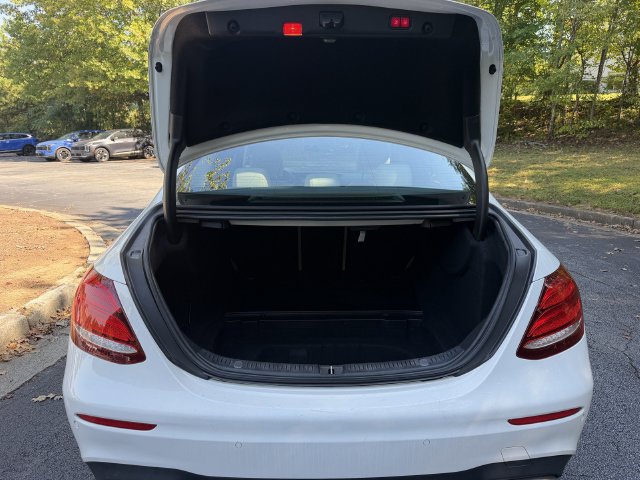Used 2018 Mercedes-Benz E 300 4MATIC image 43
