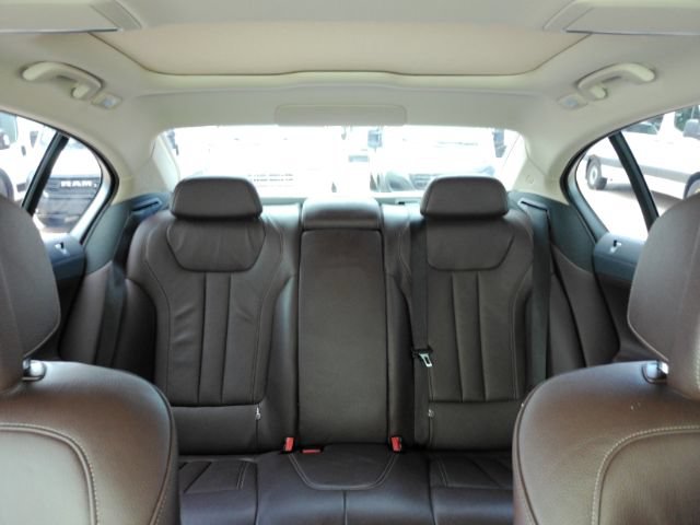 Used 2022 BMW 740i RWD image 34
