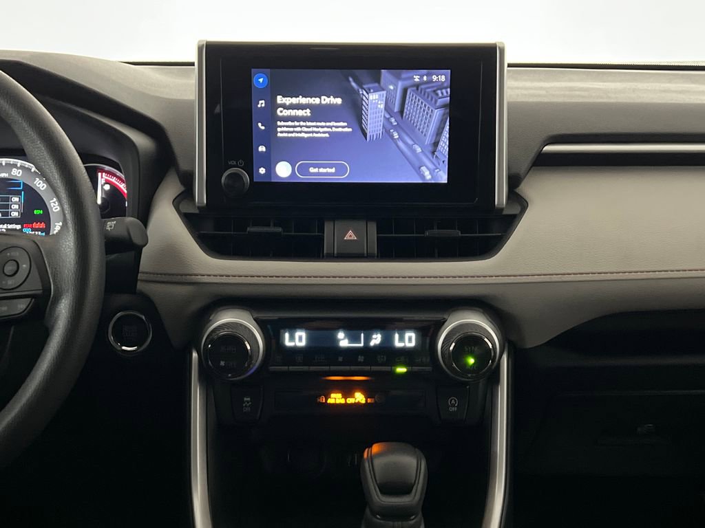 Used 2025 Toyota RAV4 XLE AWD/4WD image 20