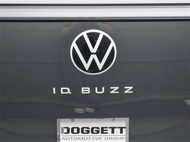 New 2025 Volkswagen ID. Buzz Pro S Plus image 25