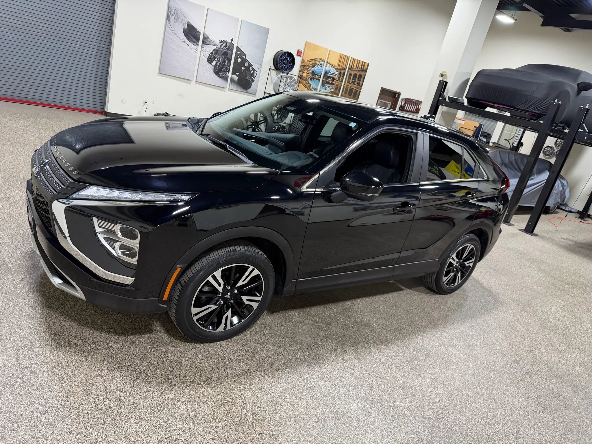 Used 2023 Mitsubishi Eclipse Cross SE image 10