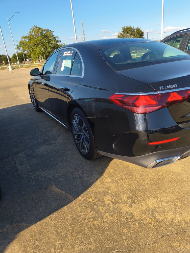 Used 2025 Mercedes-Benz E 350 Sedan w/ Winter Package image 4