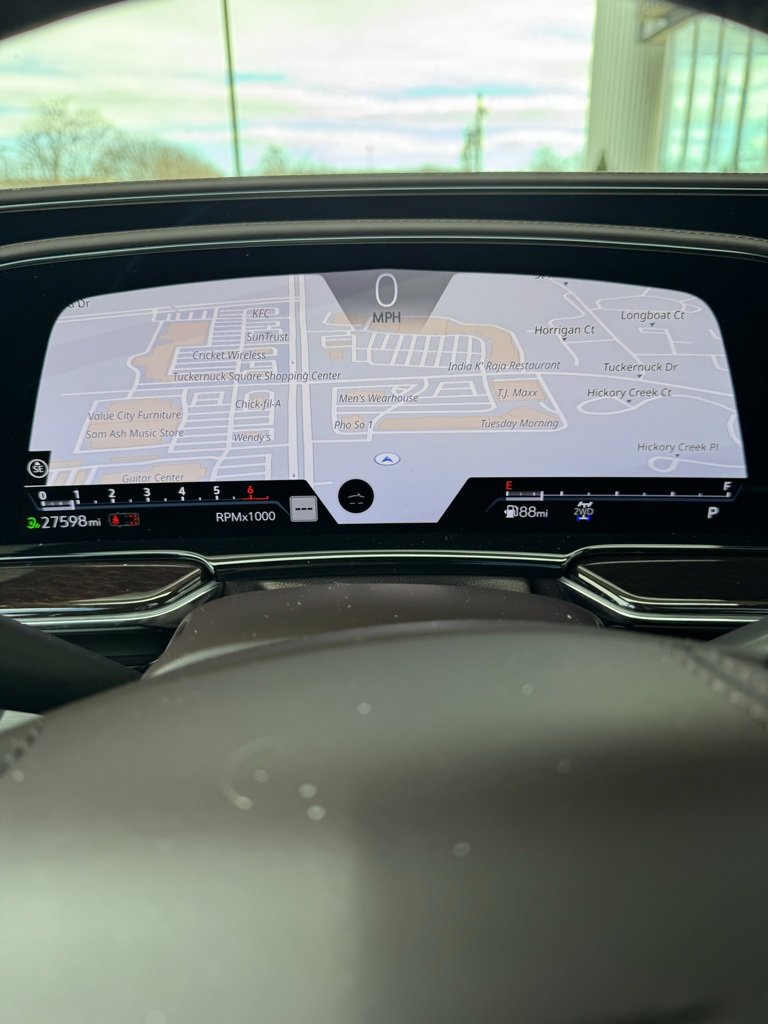 Certified 2022 Cadillac Escalade Premium Luxury Platinum w/ LPO, Radiant Package image 16