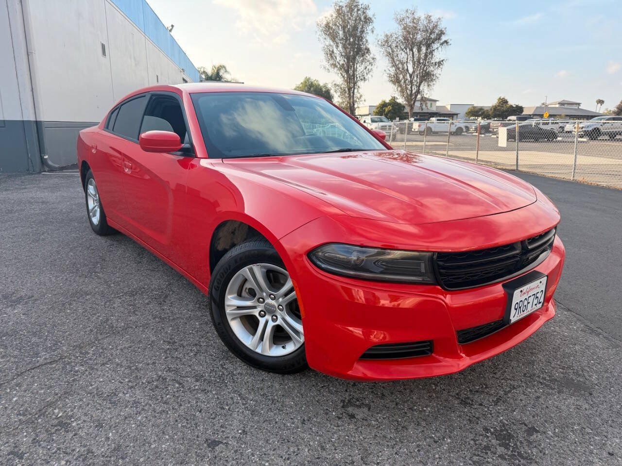 Used 2022 Dodge Charger SXT RWD image 5