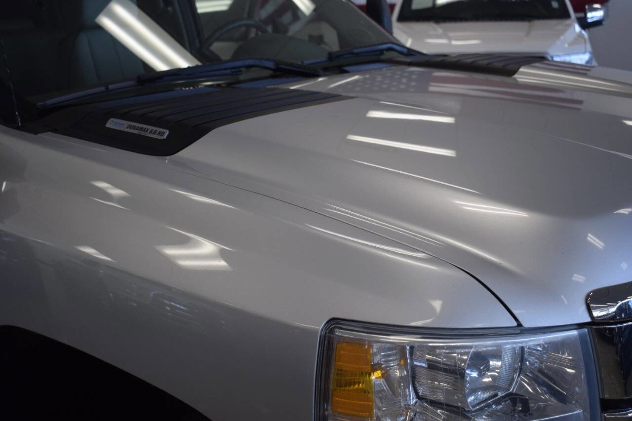 Used 2012 Chevrolet Silverado 3500 LTZ w/ LTZ Plus Package image 21