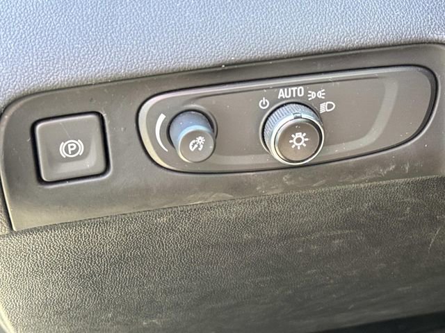 Used 2020 Buick Enclave Avenir w/ Avenir Technology Package image 27