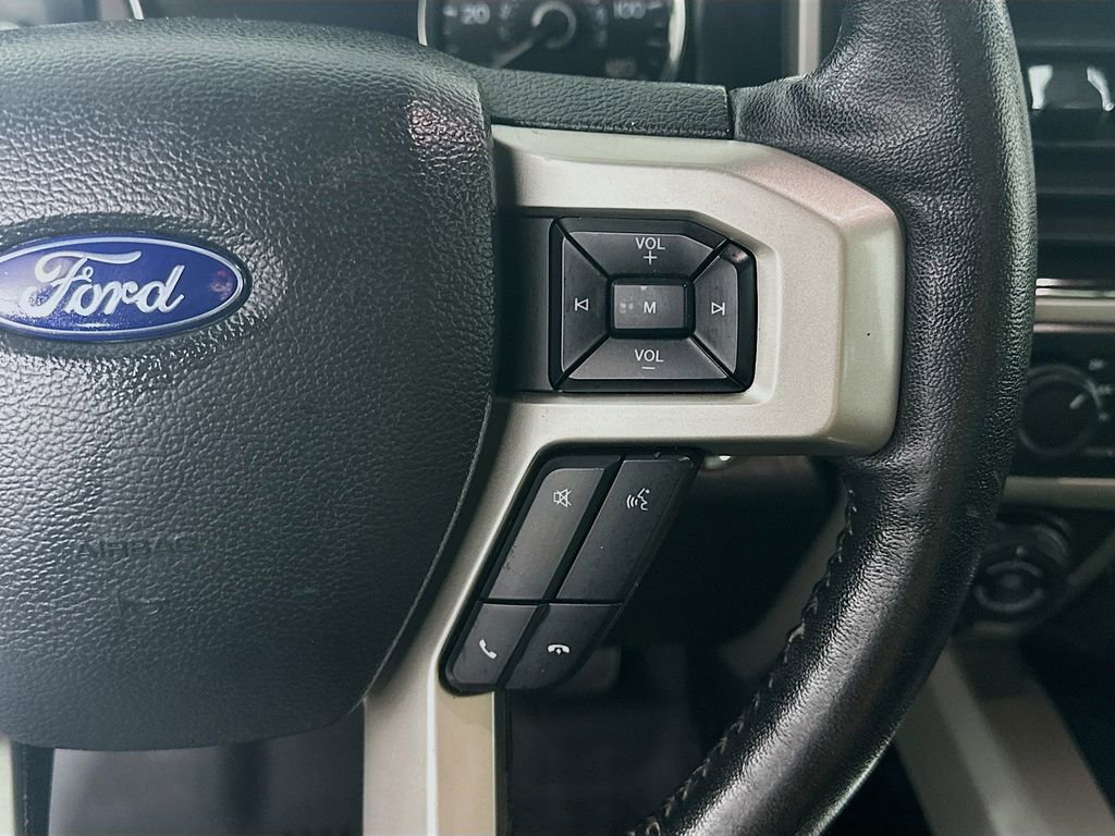 Used 2020 Ford F150 Lariat image 27