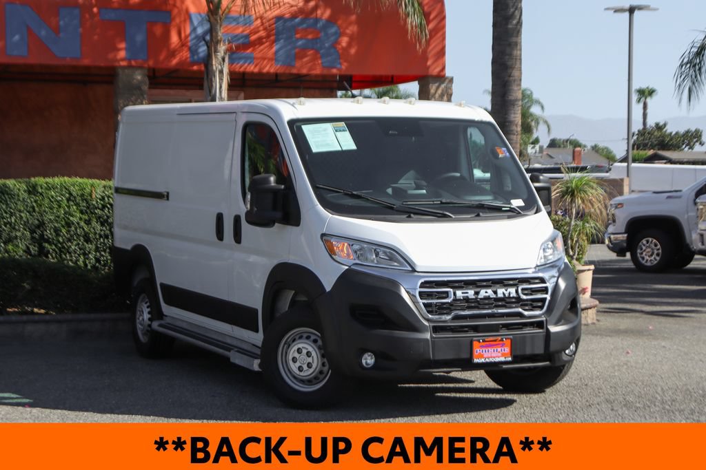 Used 2025 RAM ProMaster 2500 w/ U-Haul Equipment Group FWD image 2