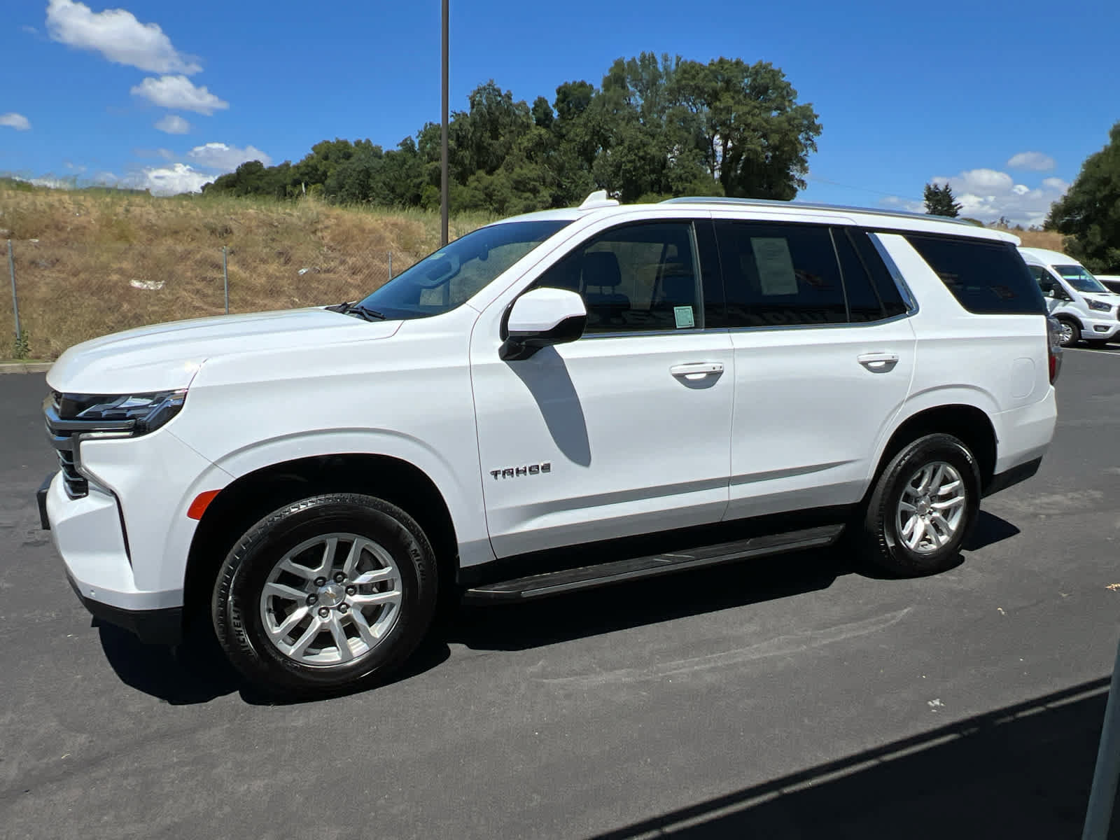Used 2024 Chevrolet Tahoe LT AWD/4WD image 8