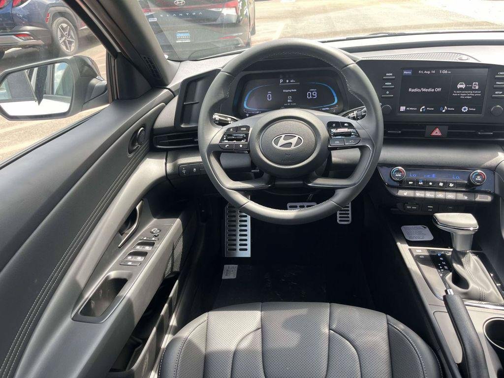 New 2026 Hyundai Elantra SEL Sport FWD image 38