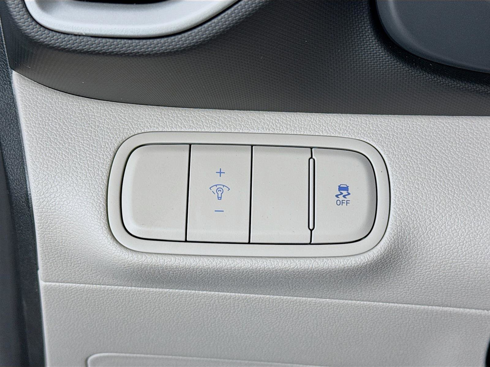 New 2025 Hyundai Venue SEL image 10