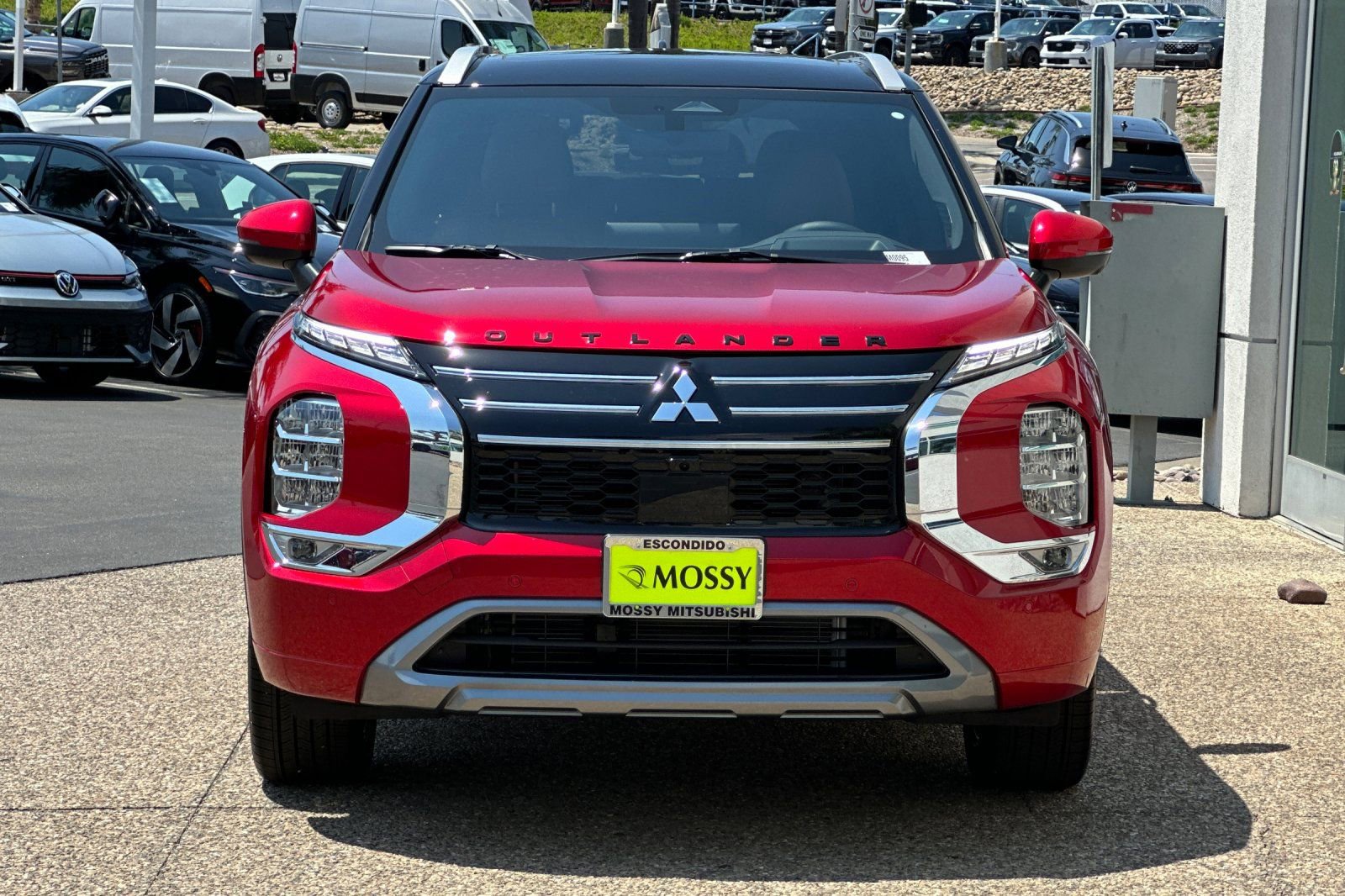 New 2025 Mitsubishi Outlander SEL image 8