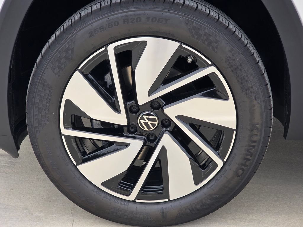 New 2026 Volkswagen Atlas SE FWD image 9