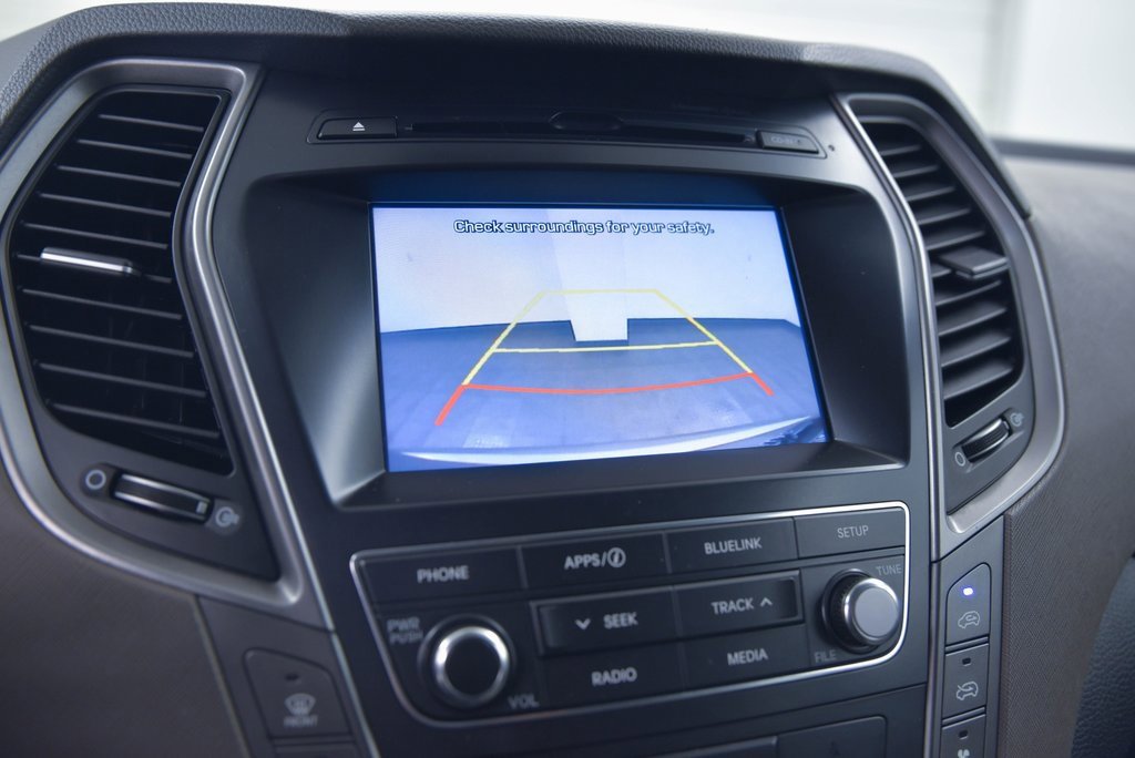 Used 2017 Hyundai Santa Fe SE image 19