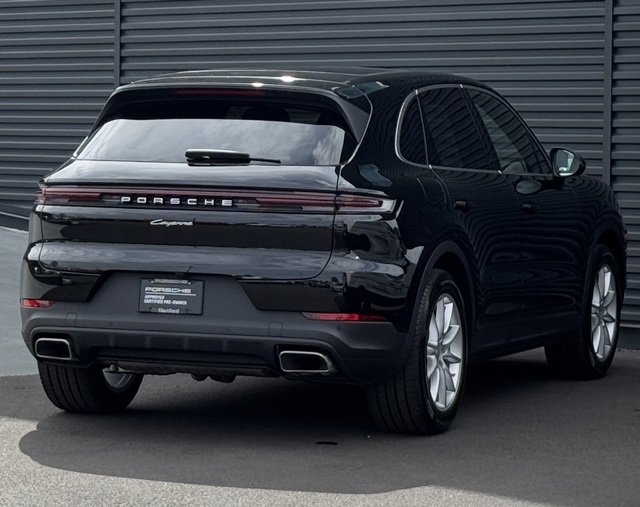Certified 2024 Porsche Cayenne image 7