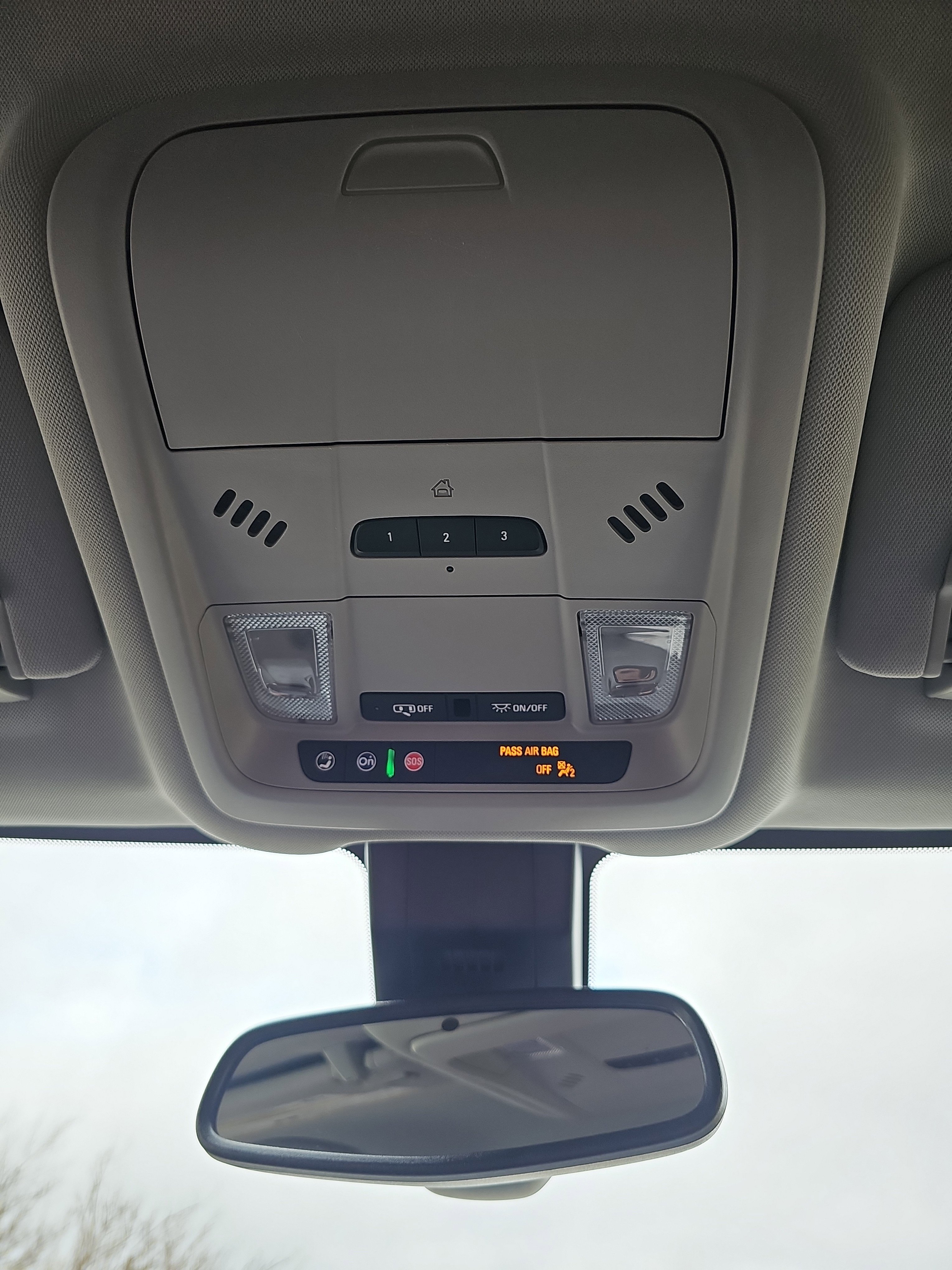 Used 2024 GMC Terrain SLT w/ LPO, Floor Liner Package image 34