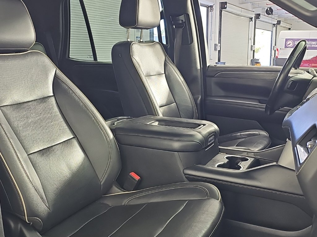 Used 2021 GMC Yukon SLT AWD/4WD image 20