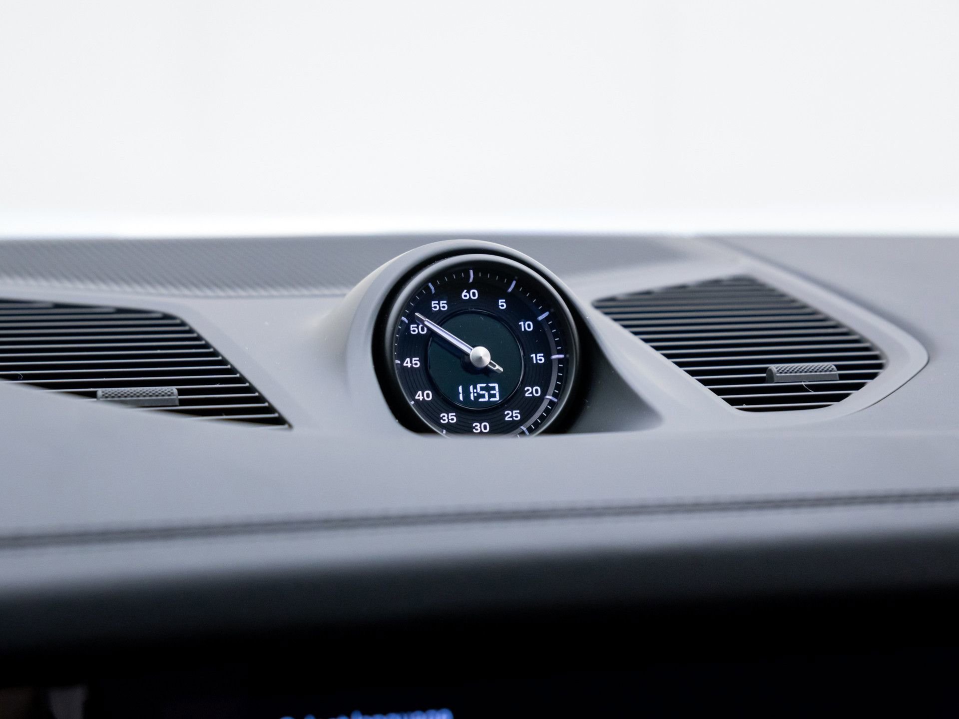 New 2026 Porsche Cayenne S image 22