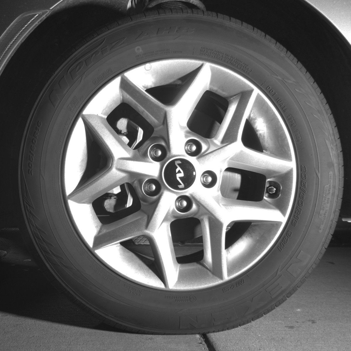 Used 2025 Kia Soul LX w/ LX Technology Package image 12