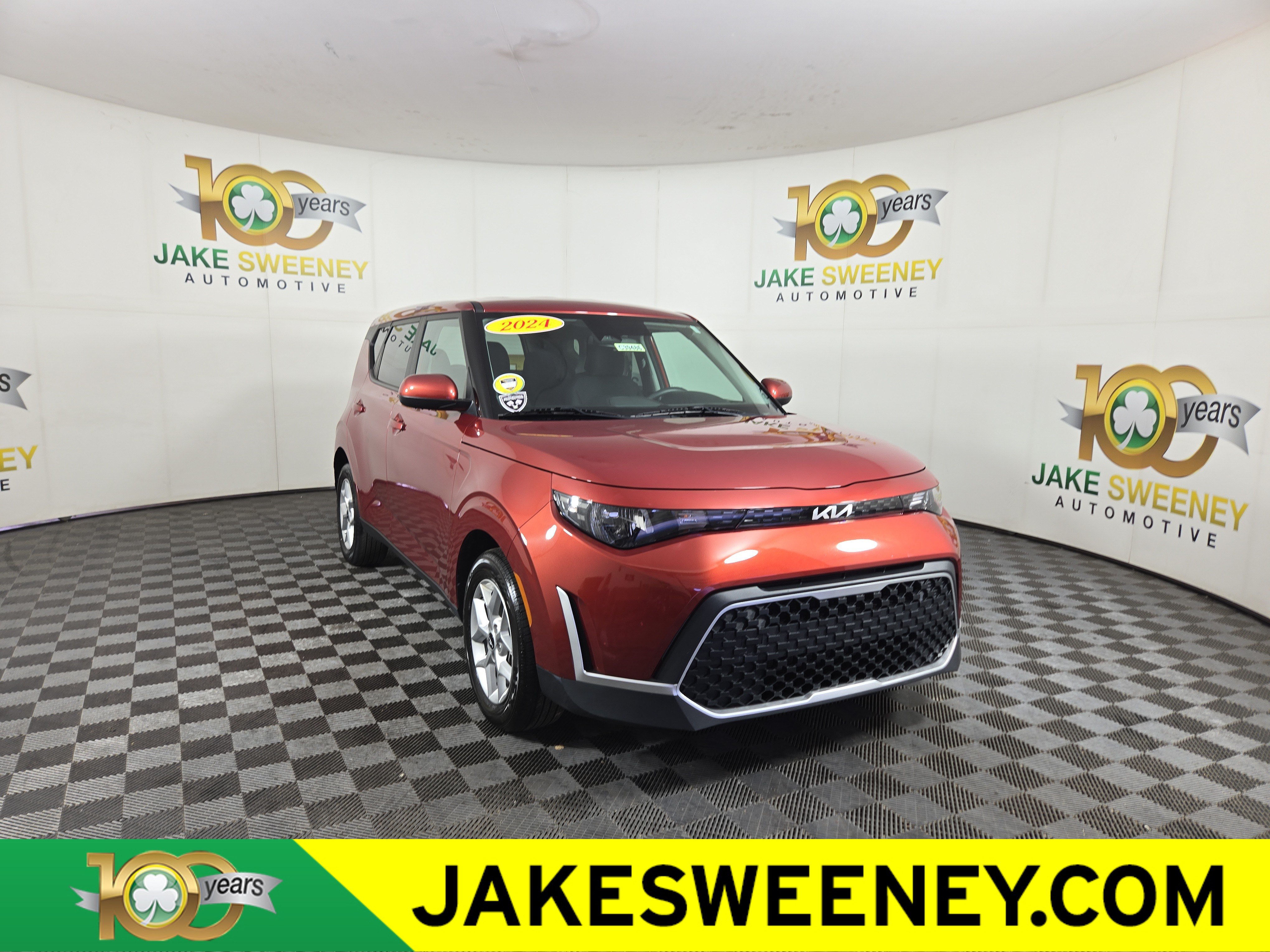 Used 2024 Kia Soul LX w/ LX Technology Package FWD image 1