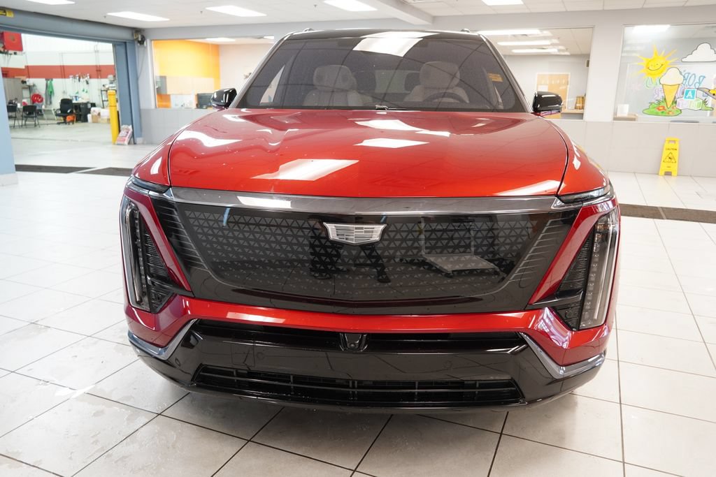 Used 2026 Cadillac Vistiq Sport AWD/4WD image 17