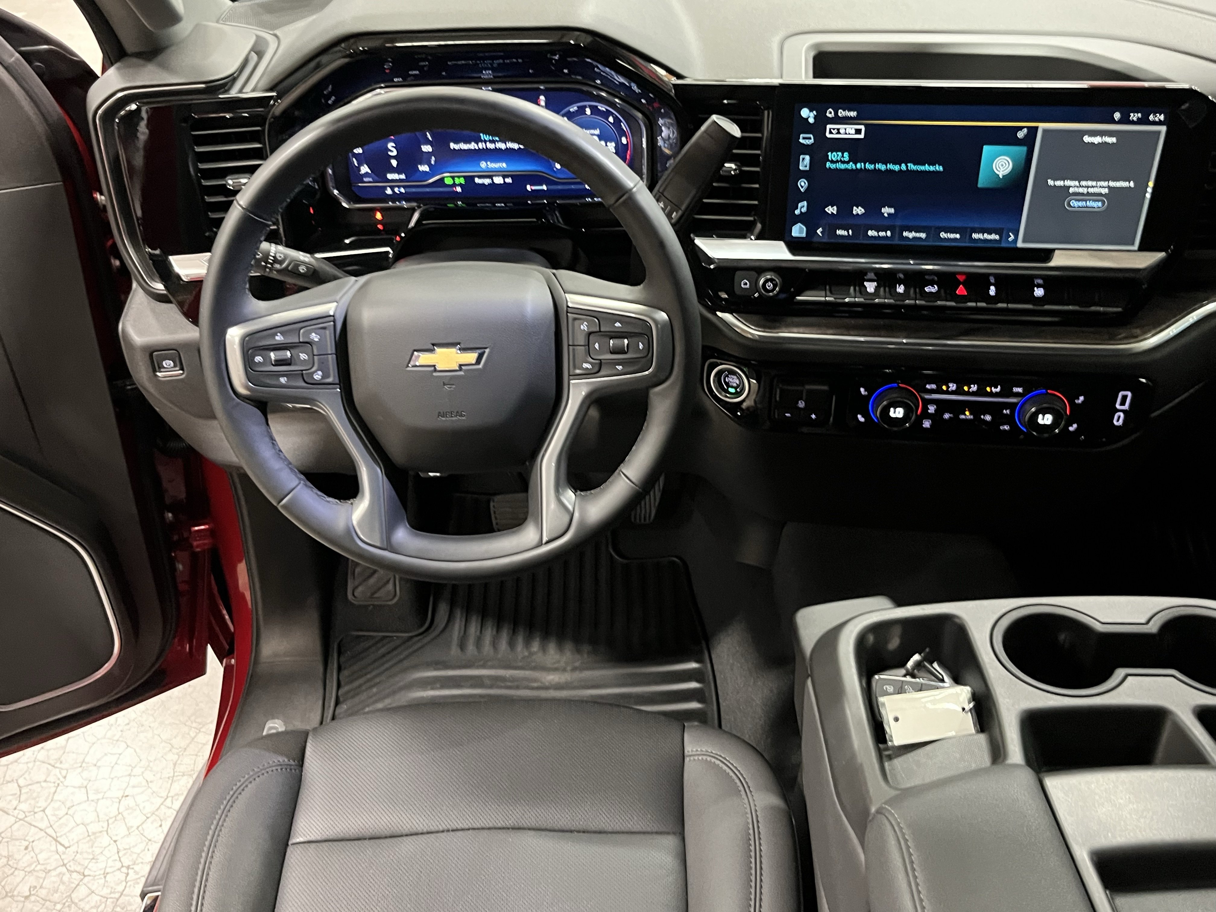Used 2025 Chevrolet Silverado 3500 LTZ AWD/4WD image 21