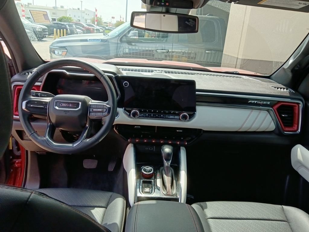 Used 2023 GMC Canyon AT4X AWD/4WD image 9