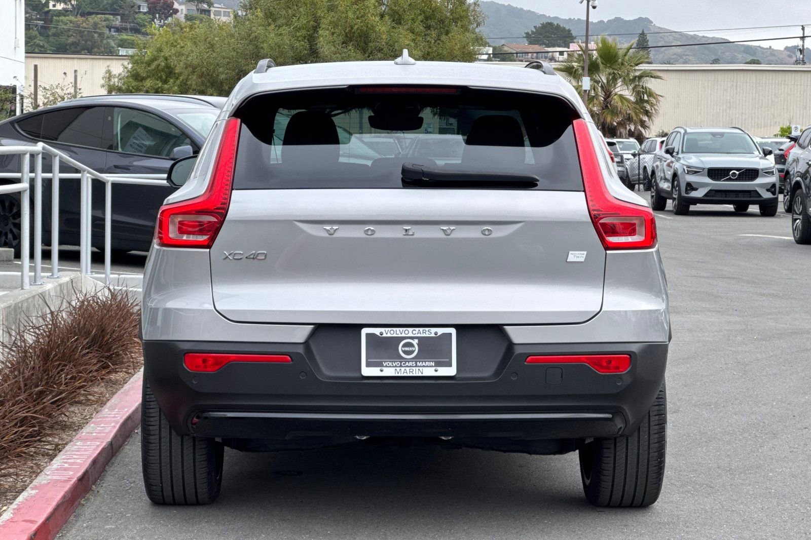 Certified 2023 Volvo XC40 Recharge Ultimate w/ Protection Package Premier AWD/4WD image 8