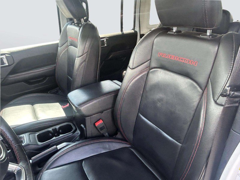 Used 2018 Jeep Wrangler Unlimited Rubicon w/ Dual Top Group AWD/4WD image 21
