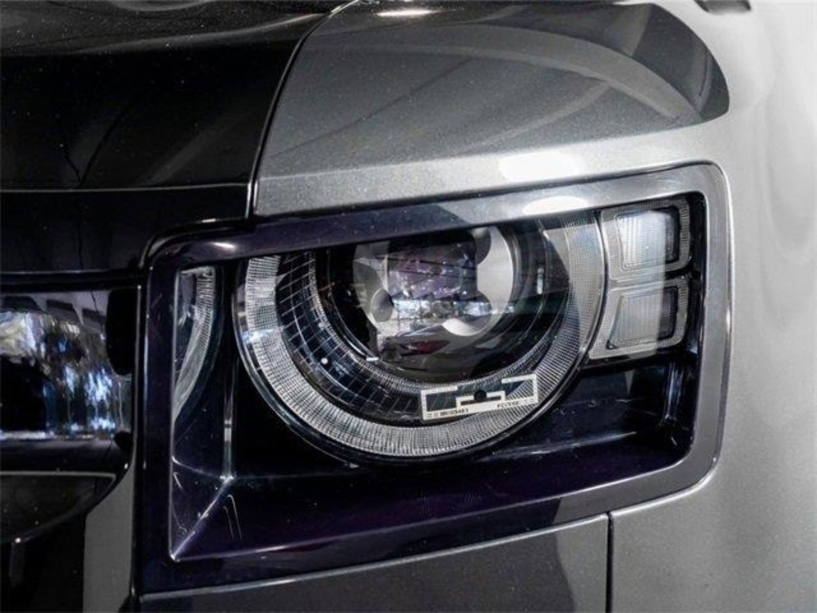 Used 2023 Land Rover Defender 130 X image 22