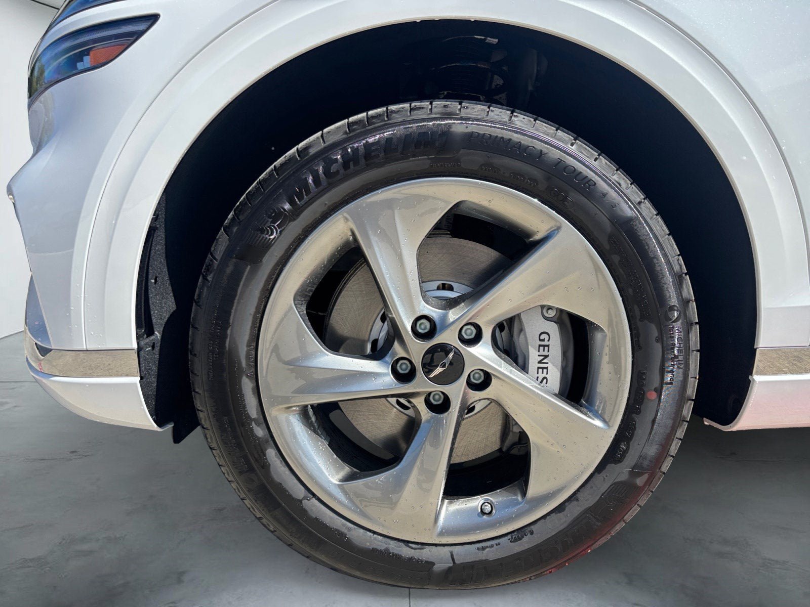 New 2026 Genesis GV70 2.5T AWD/4WD image 14