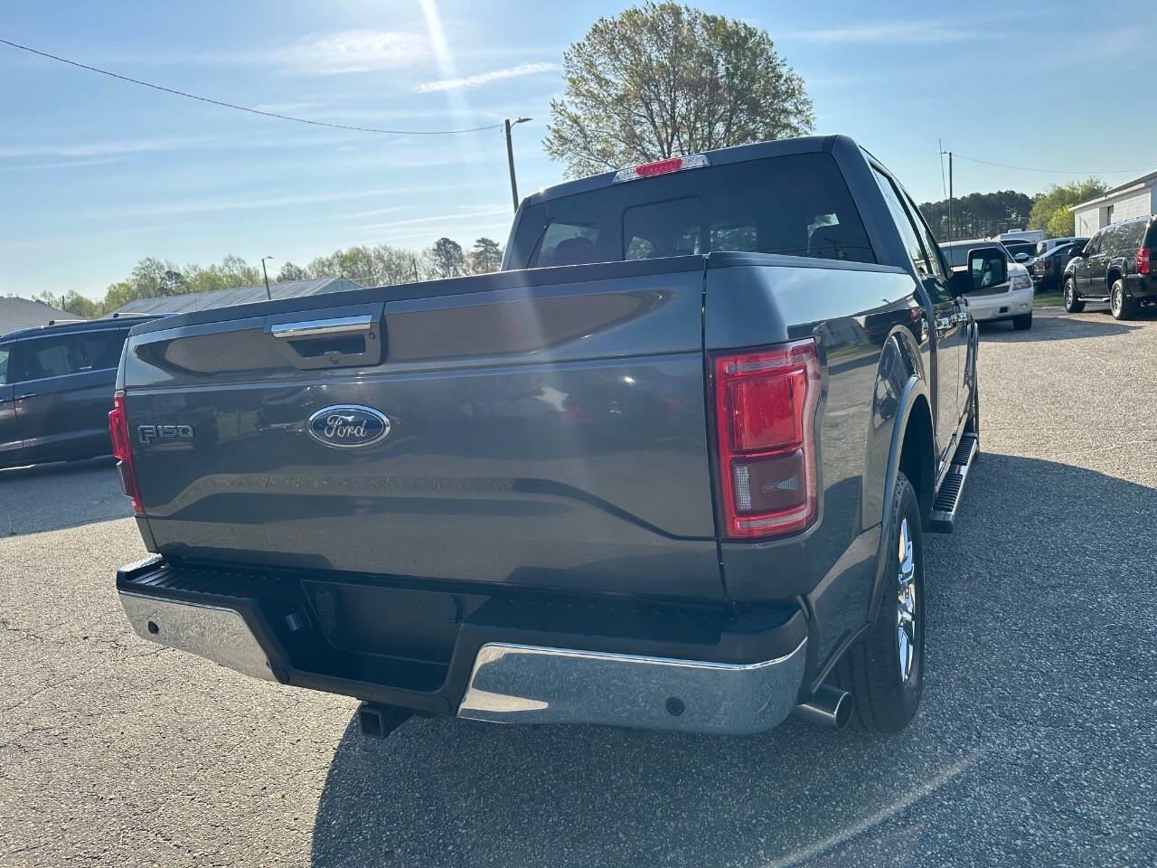 Used 2016 Ford F150 Lariat w/ Equipment Group 502A Luxury RWD image 15