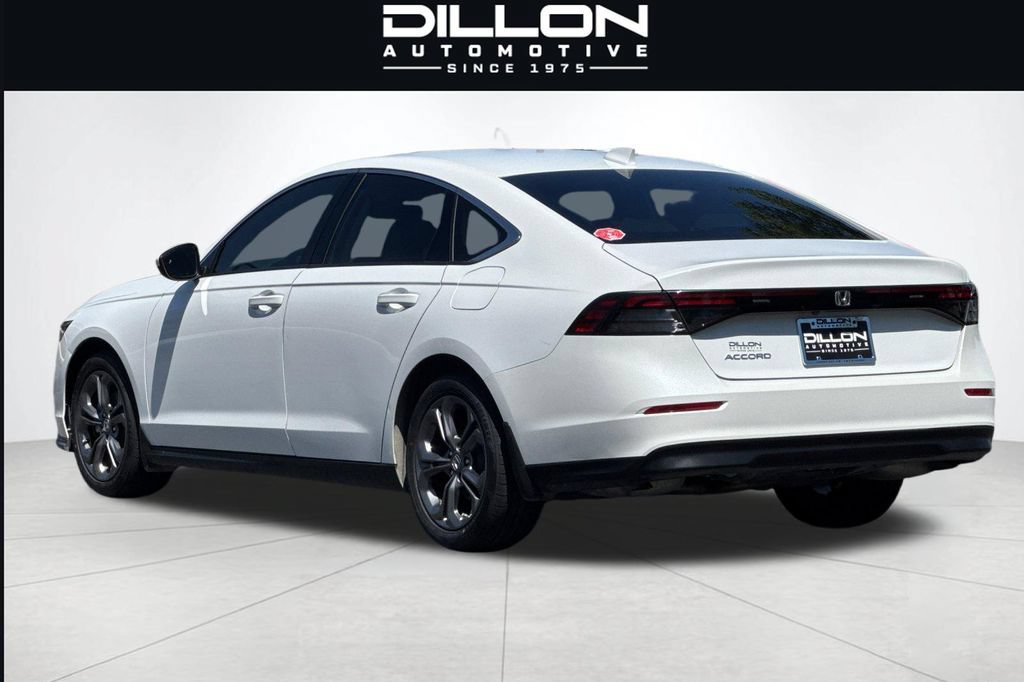 Used 2023 Honda Accord EX image 6