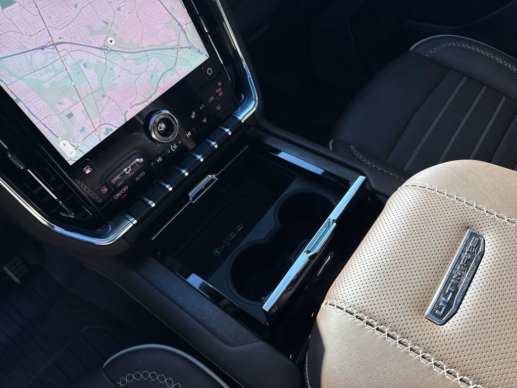 Used 2025 GMC Yukon Denali Ultimate w/ LPO, Floor Liner Package image 30