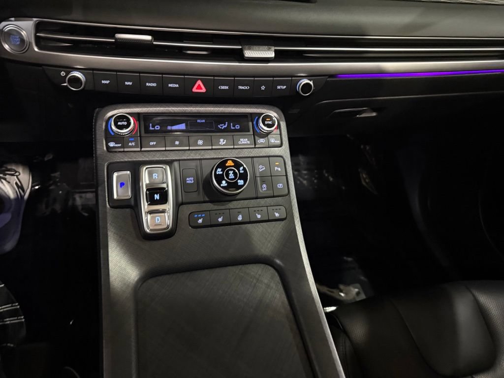 Used 2024 Hyundai Palisade Limited AWD/4WD image 21