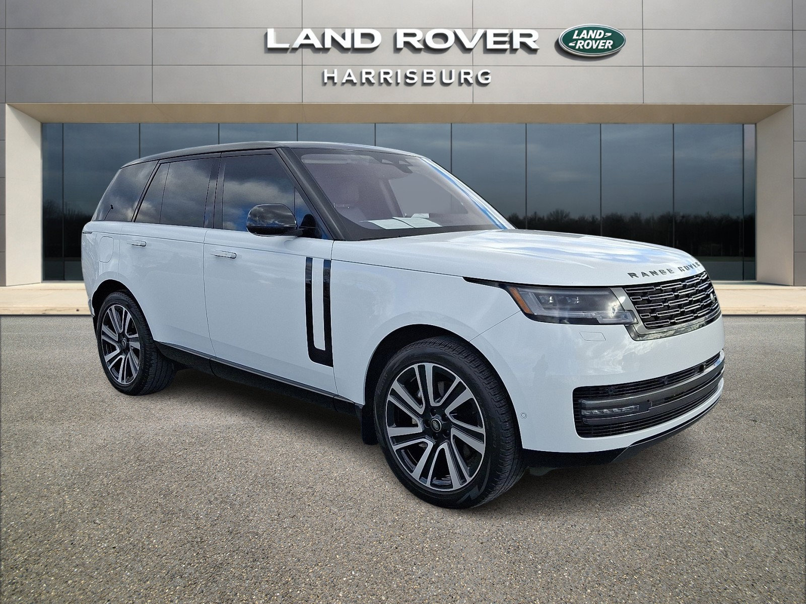 Used 2023 Land Rover Range Rover SE AWD/4WD image 5